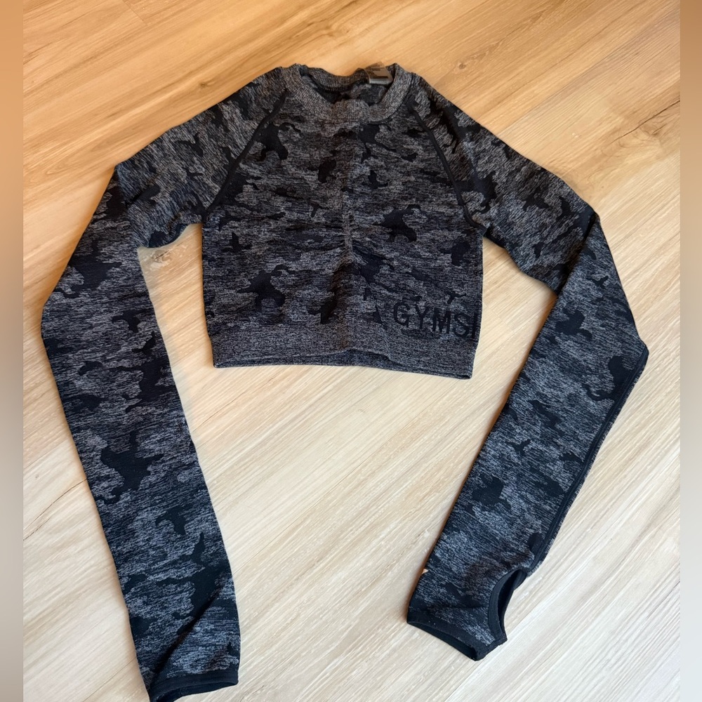Gymshark Black and Gray Activewear